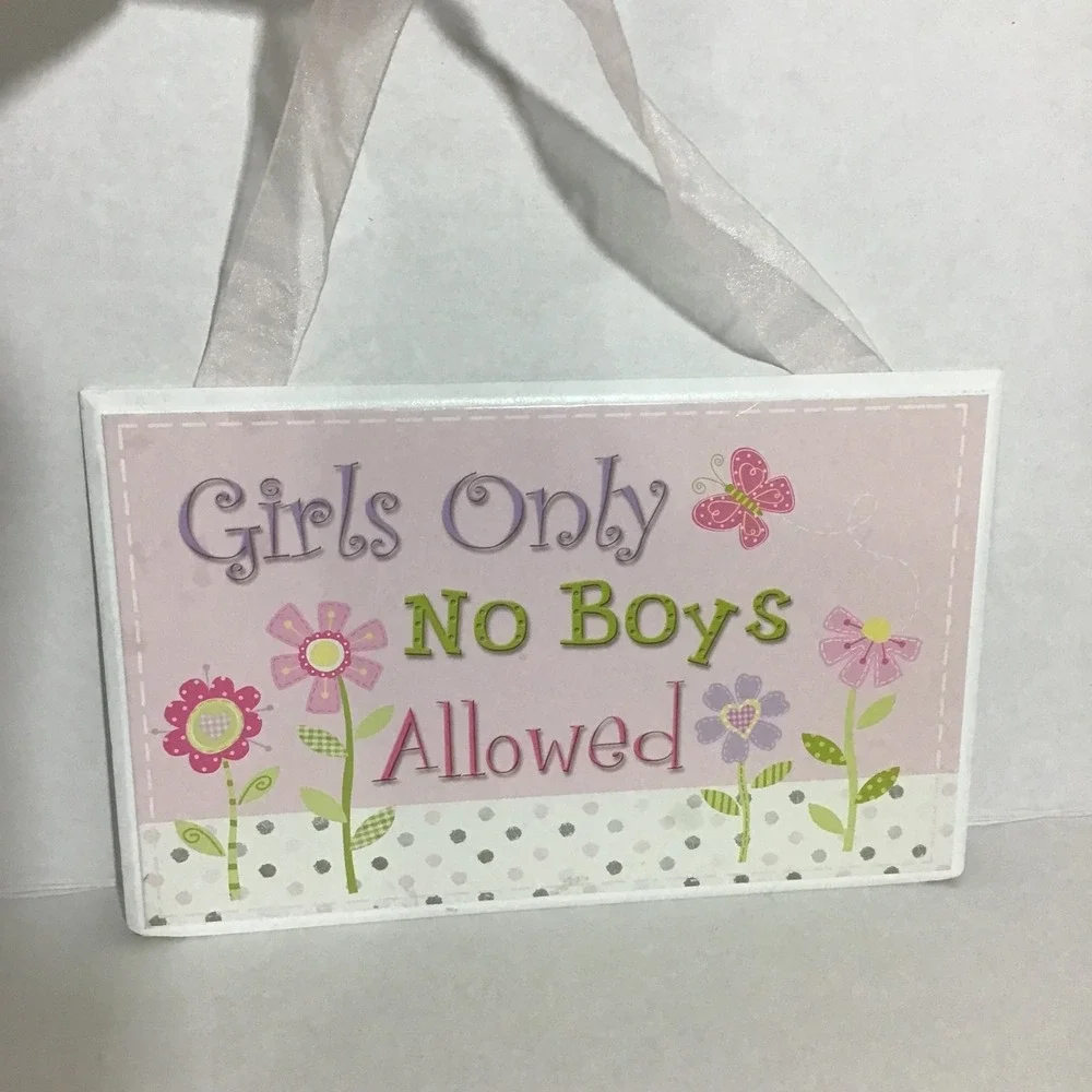 Hobby Lobby Girls Only No Boys Allowed Pink‎ Floral Wall Plaque Sign